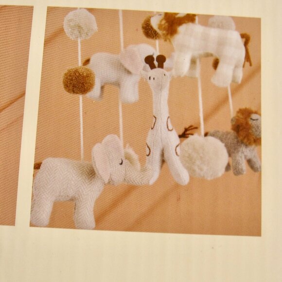 NEW Crane Baby Safari Ceiling Nursery Mobile Elephant Giraffe Lion Handmade - Picture 8 of 11